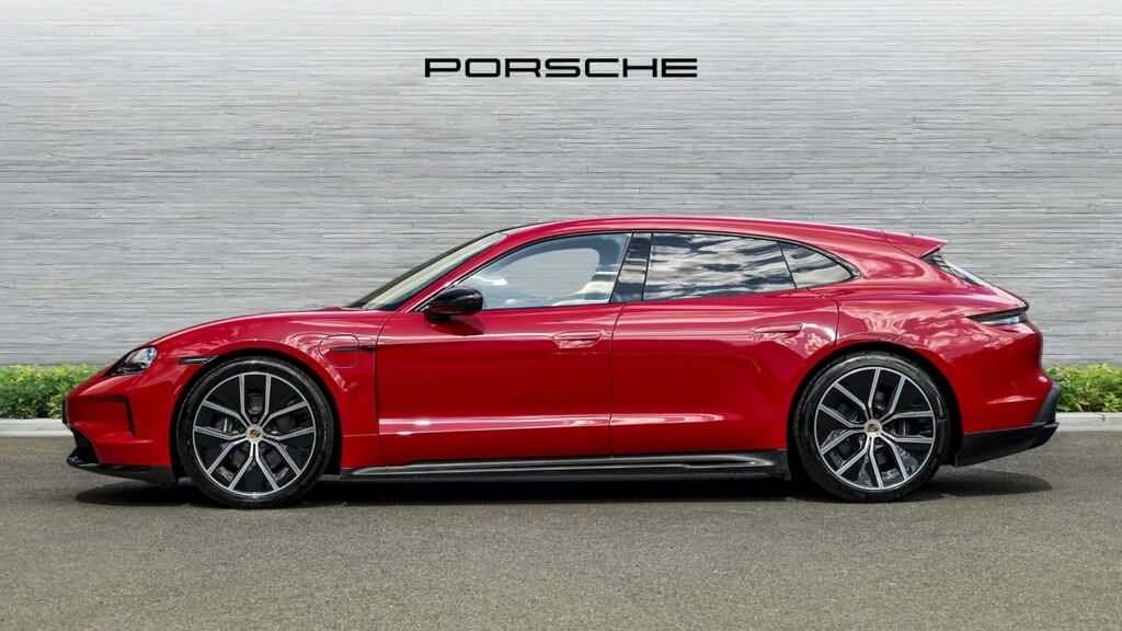 Porsche Taycan 320Kw 105Kwh Black Edition Rwd 5 Seat Red #5