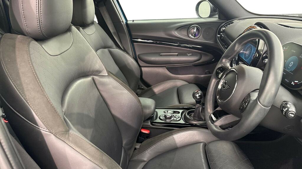 Mini Clubman 1.5 Cooper Exclusive 6Dr Black #11