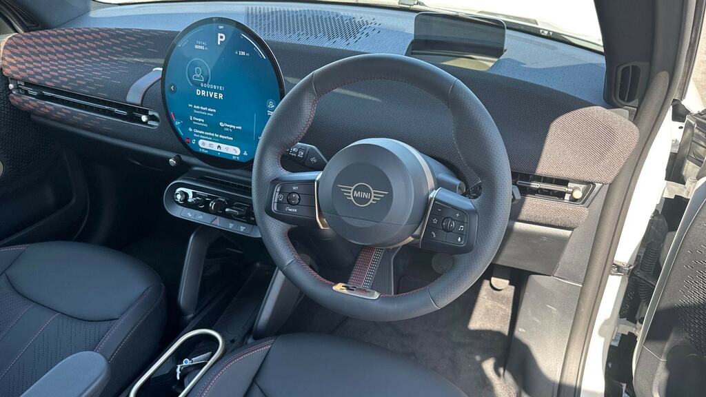 Mini Hatch 135Kw E Sport 41Kwh YK75JEC White #6