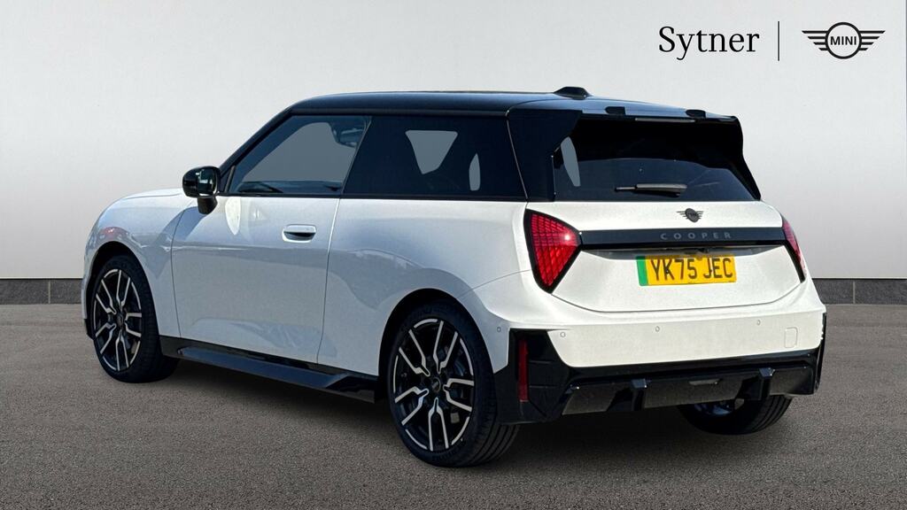Mini Hatch 135Kw E Sport 41Kwh YK75JEC White #2