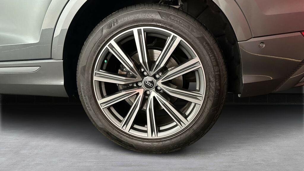 Audi Q8 50 Tdi Quattro S Line Tiptron Comfortsound Black #23
