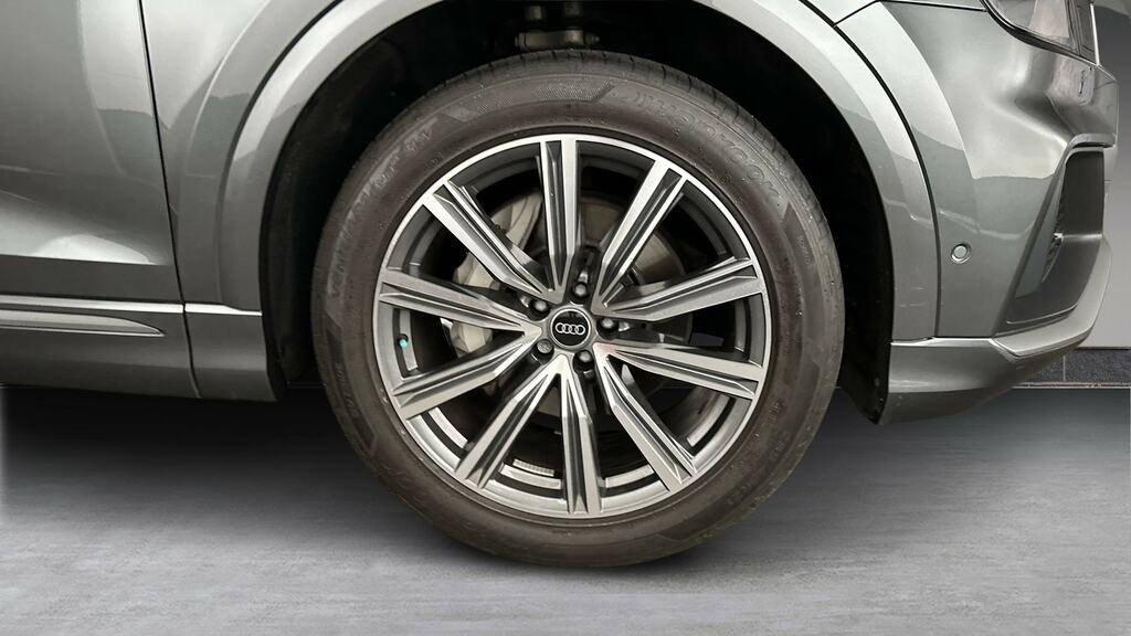 Audi Q8 50 Tdi Quattro S Line Tiptron Comfortsound Black #25