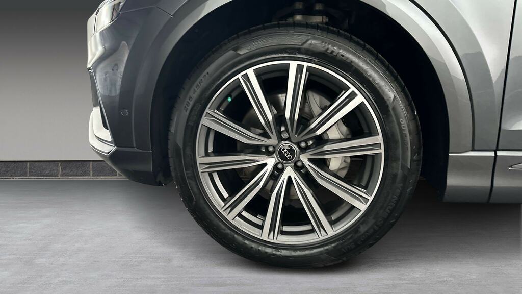 Audi Q8 50 Tdi Quattro S Line Tiptron Comfortsound Black #24