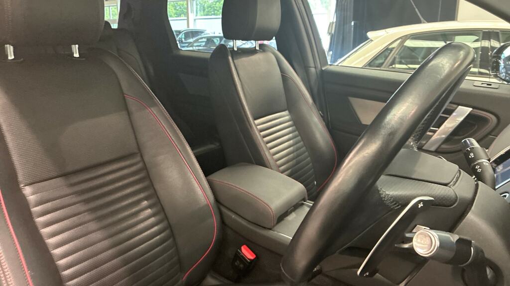 Land Rover Discovery Sport 2.0 D200 Hse Grey #10