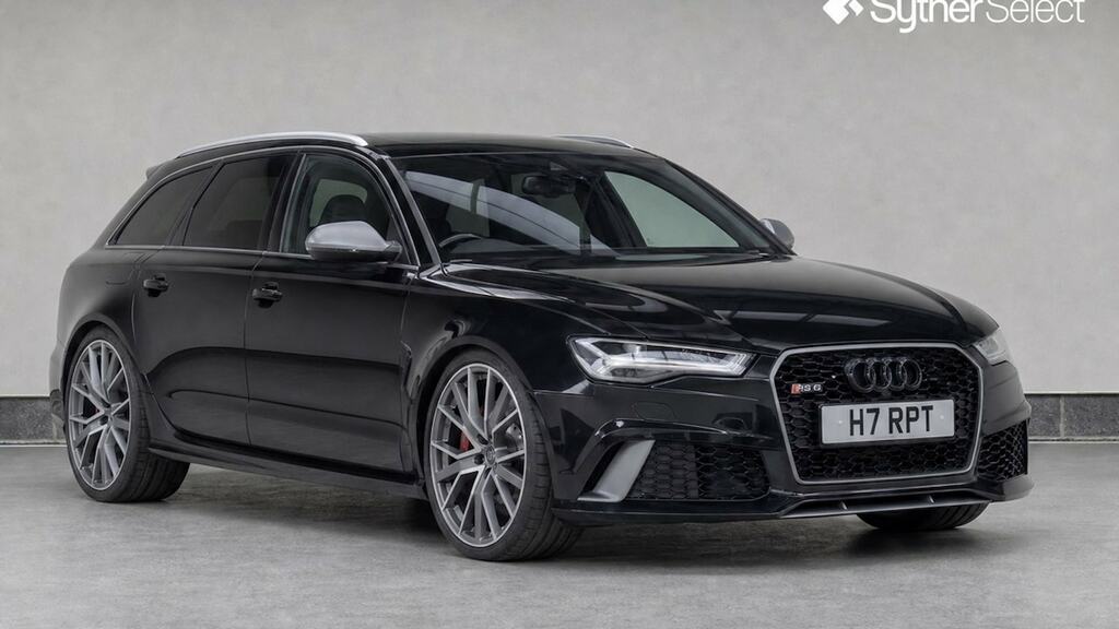 Audi RS6 Avant 4.0T Fsi Quattro Rs 6 Performance Tip Black
