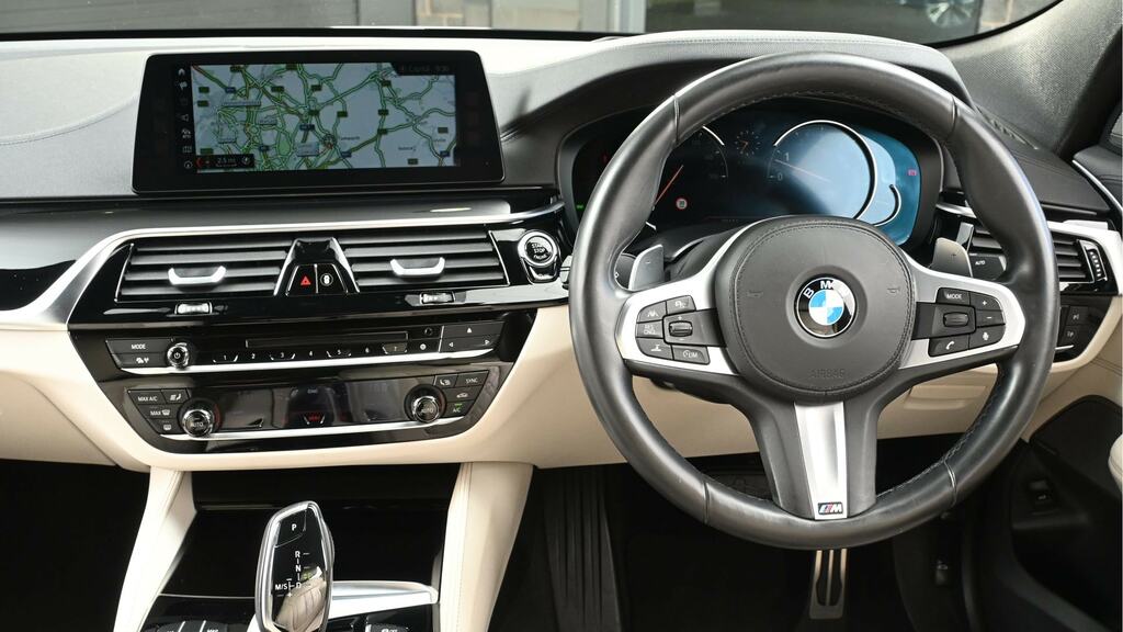 BMW 6 Series Gran Turismo 640I Xdrive M Sport Black #5
