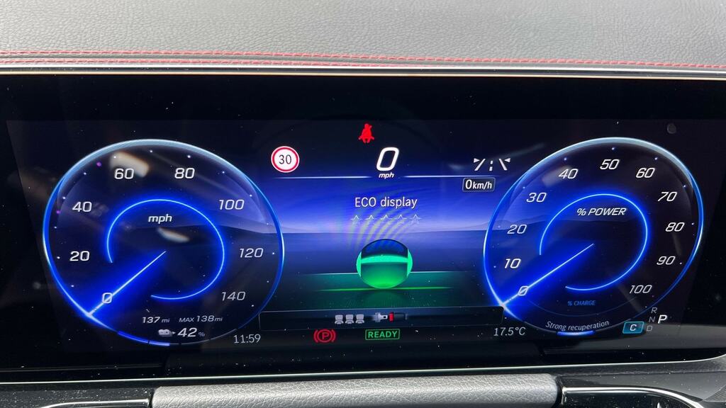 Mercedes-Benz EQA 250 140Kw Urban Edition 70.5Kwh 2025 Black #13