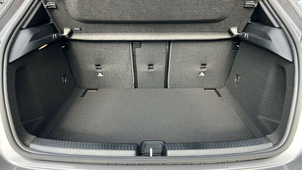 Mercedes-Benz A Class 1.3 A180h Mhev Sport Edition 7G-dct Euro 6 Ss 5 #16