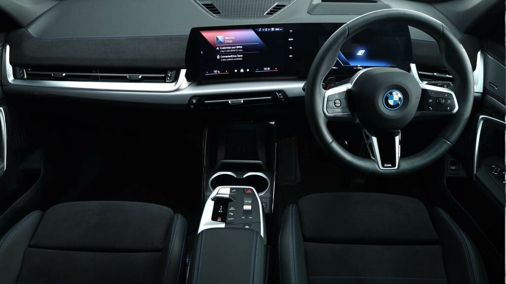 BMW iX1 150Kw Edrive20 M Sport 65Kwh Tech Red #4