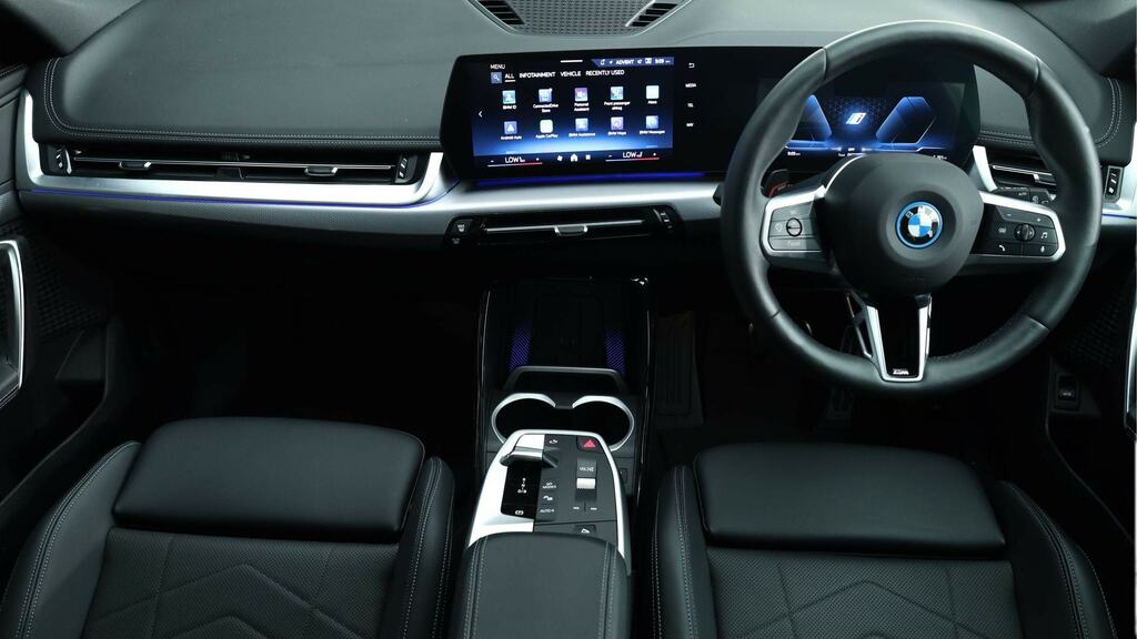 BMW iX1 150Kw Edrive20 M Sport 65Kwh Techpro Silver #4