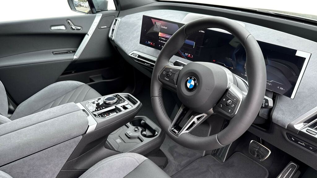 BMW iX 400Kw Xdrive60 M Sport 112Kwh Silver #6
