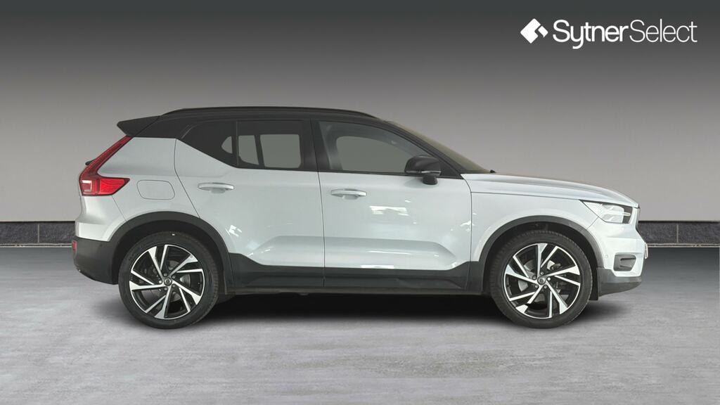 Volvo XC40 2.0 B4p R Design Pro Awd Silver #3