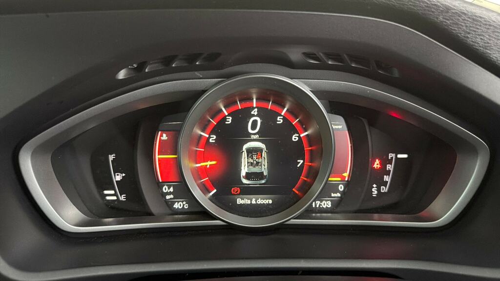 Volvo V40 Cross Country D3 Pro Black #13