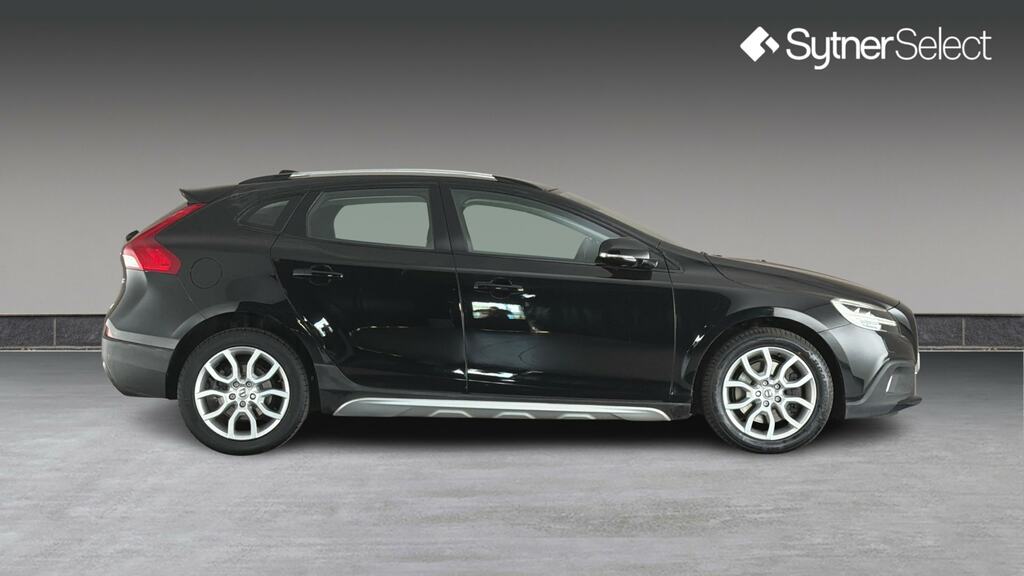 Volvo V40 Cross Country T3 152 Cross Country Pro Geartronic Black #3