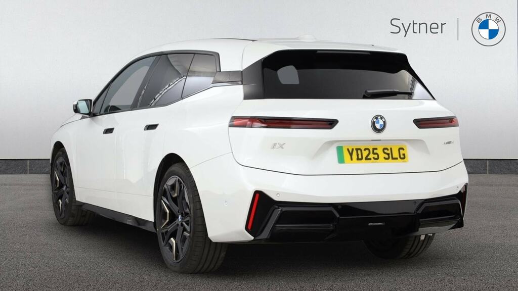 BMW iX 300Kw Xdrive45 M Sport 101Kwh Tech White #2