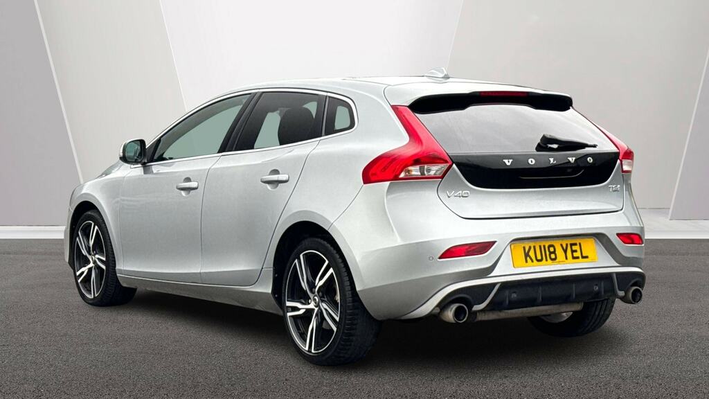 Volvo V40 T2 122 R Design Pro Geartronic KU18YEL Silver #2