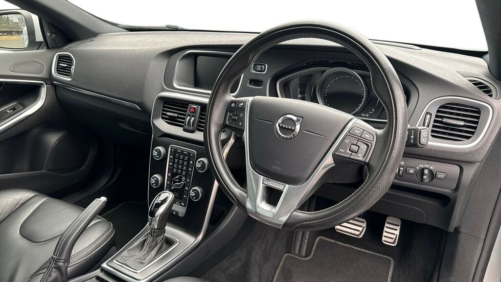 Volvo V40 T2 122 R Design Pro Geartronic KU18YEL Silver #5