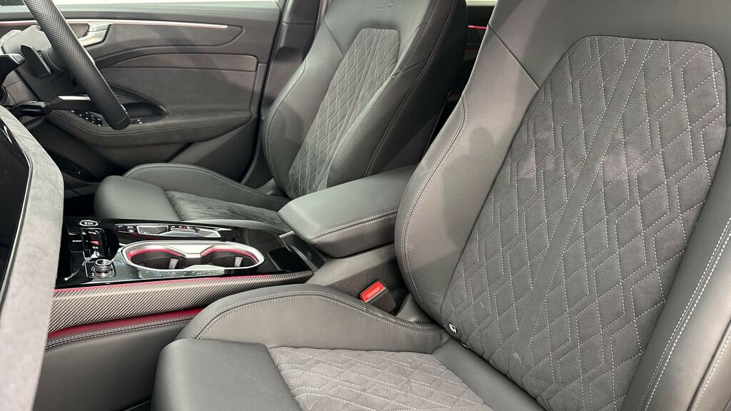 Audi A6 Saloon 50 Tfsi E 17.9Kwh Quattro Sport S Tronic Black #15