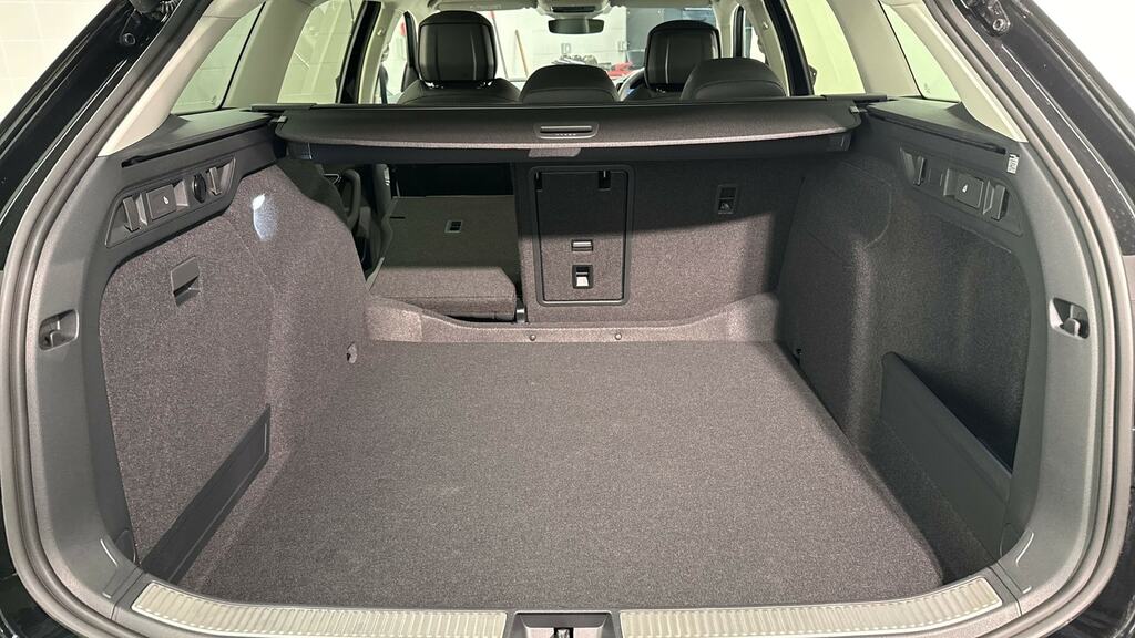 Skoda Superb 2.0 Tdi Laurin Amp Klement Estate Dsg Yellow #20