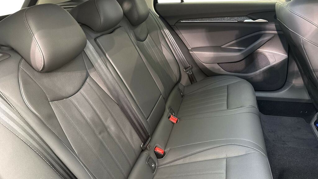 Skoda Superb 2.0 Tdi Laurin Amp Klement Estate Dsg Yellow #16