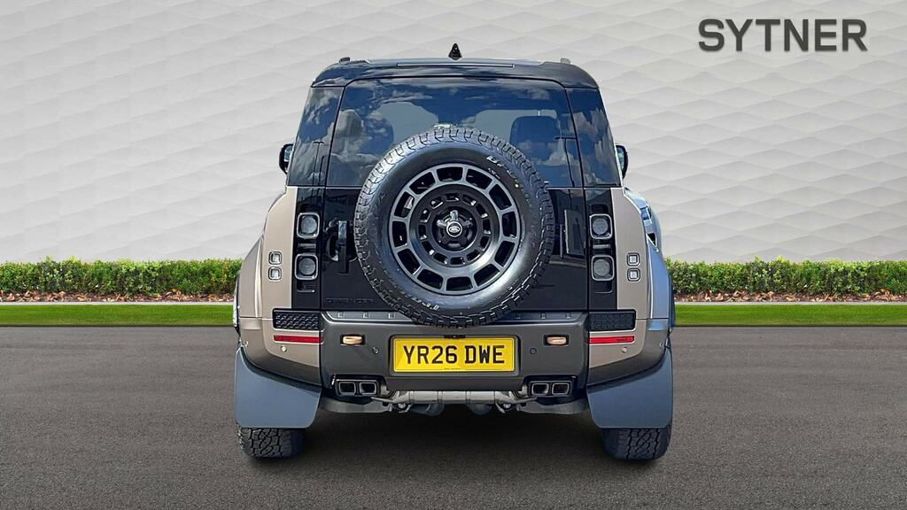 Land Rover Defender 110 4.4 P635 Octa 110 Orange #6