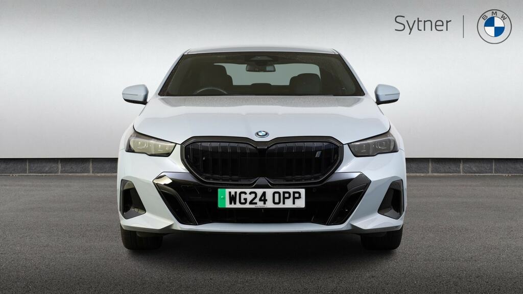 BMW i5 250Kw Edrive40 M Sport Pro 84Kwh Grey #2