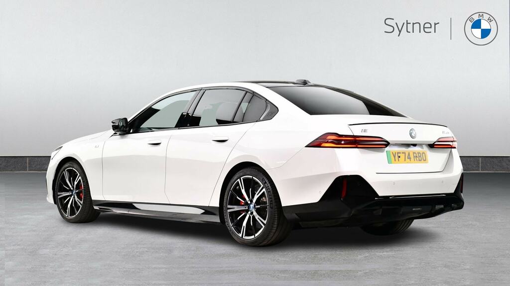 BMW i5 442Kw M60 Xdrive 84Kwh White #2