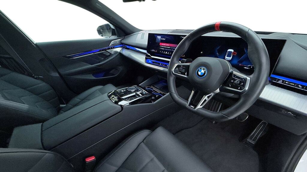 BMW i5 442Kw M60 Xdrive 84Kwh White #6