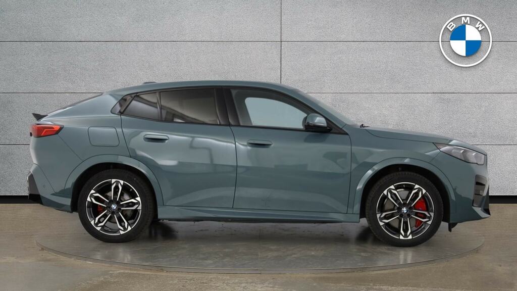 BMW iX2 230Kw Xdrive30 M Sport 65Kwh Techpro Green #3