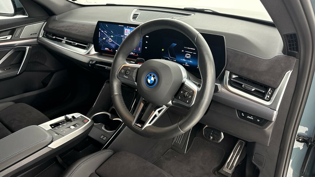 BMW iX2 230Kw Xdrive30 M Sport 65Kwh Techpro Green #6