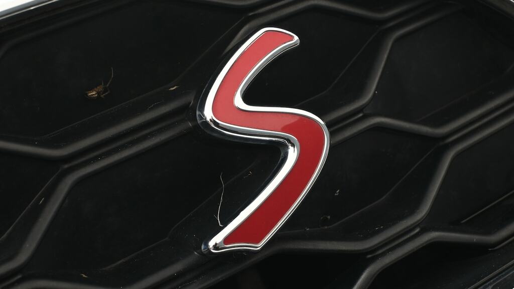 Mini Countryman 1.5 10Kwh Cooper Se Sport Suv Plug-in H Black #32