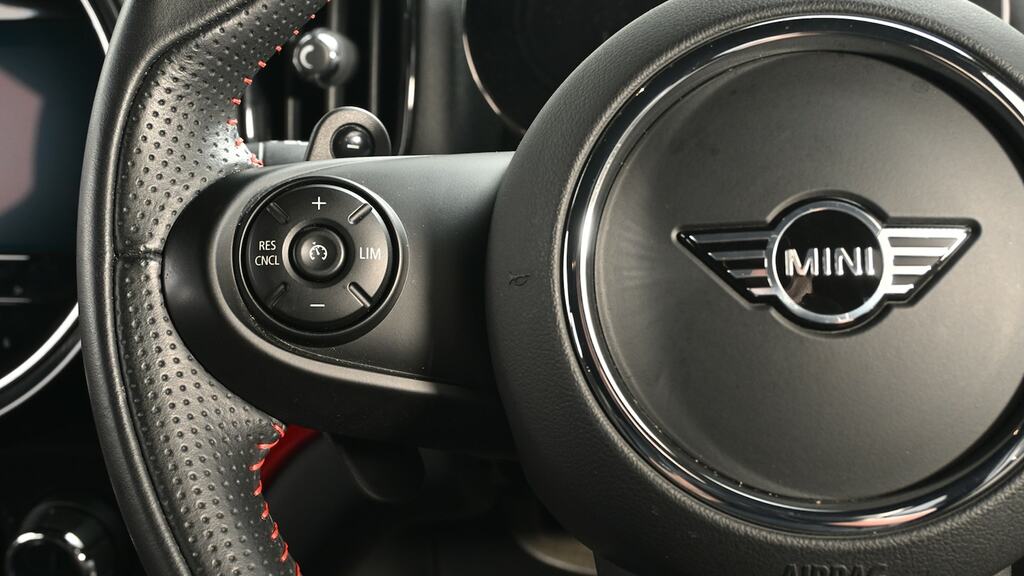 Mini Countryman 1.5 10Kwh Cooper Se Sport Suv Plug-in H Black #17