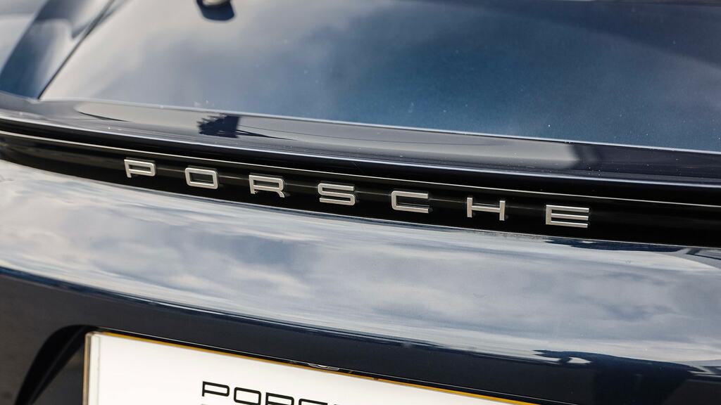 Porsche 718 Cayman 2.0T T Coupe Euro 6 Ss 300 P Black #25