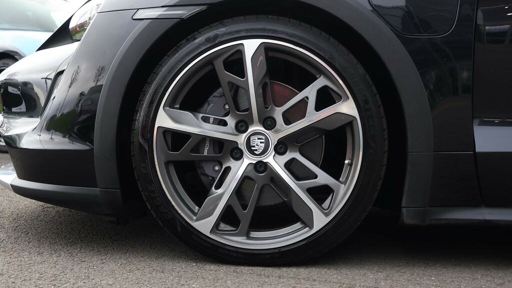 Porsche Taycan 350Kw 4 93Kwh Black #4
