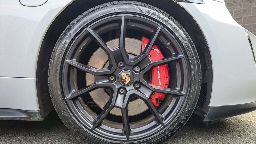 Porsche Taycan 440Kw Gts 93Kwh Grey #4