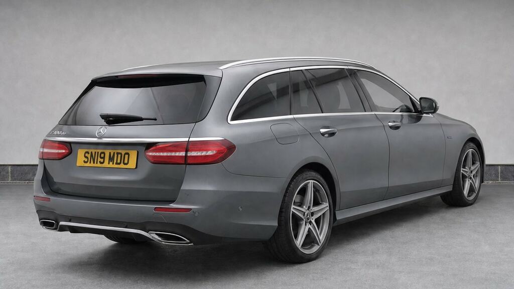 Mercedes-Benz E Class E300de Amg Line Premium Plus 9G-tronic Grey #4