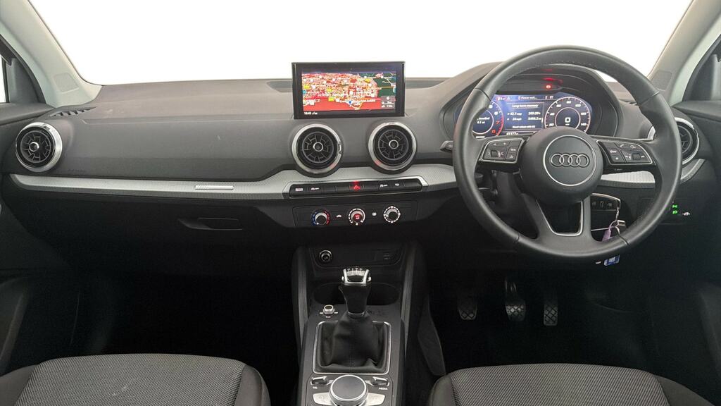 Audi Q2 30 Tfsi Sport Black #6