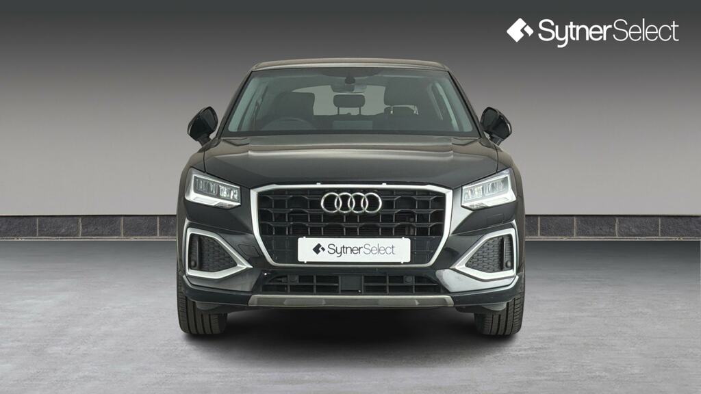 Audi Q2 30 Tfsi Sport Black #4