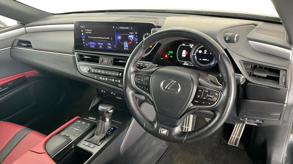 Lexus ES 2.5 300H F Sport Takumi Pack Saloon Hyb White #9