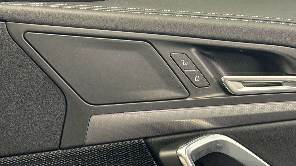 BMW iX1 Bmw Estate 230Kw Xdrive30 M Sport 65Kwh 5 Blue #20