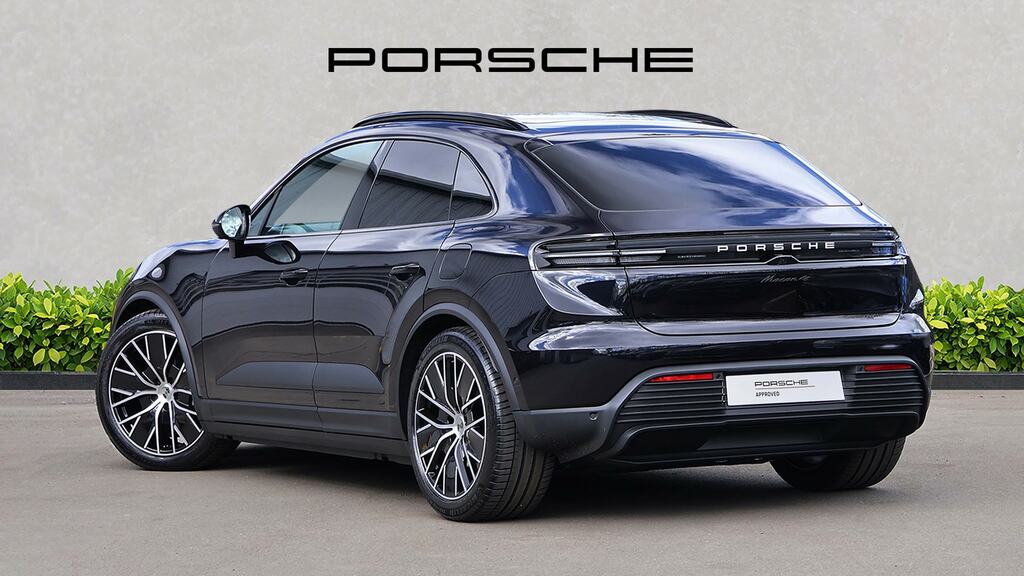 Porsche Macan 300Kw 4 100Kwh Black #2