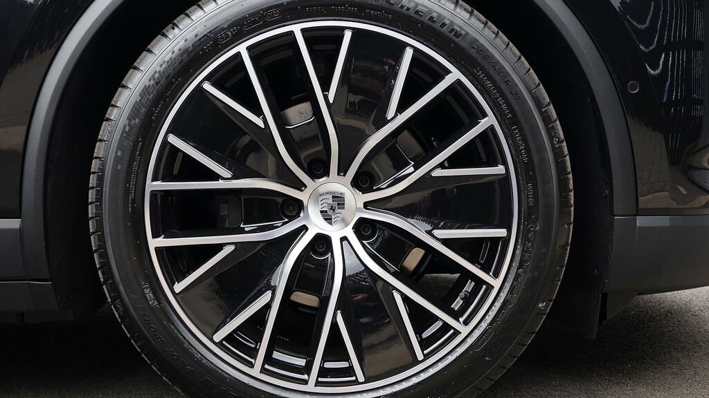 Porsche Macan 300Kw 4 100Kwh Black #4