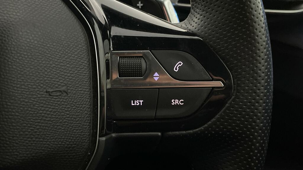 Peugeot 3008 1.5 Bluehdi Gt Eat8 White #18