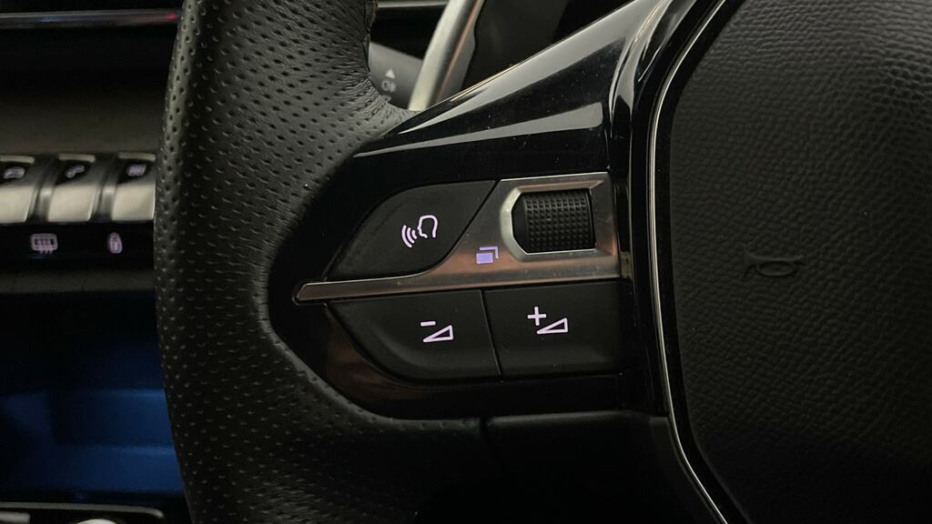 Peugeot 3008 1.5 Bluehdi Gt Eat8 White #17