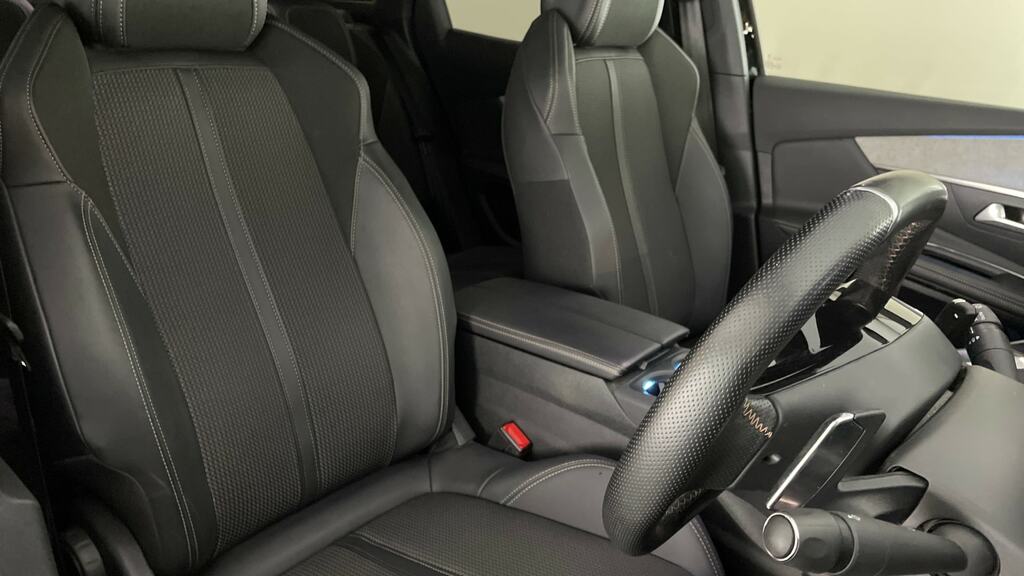 Peugeot 3008 1.5 Bluehdi Gt Eat8 White #10