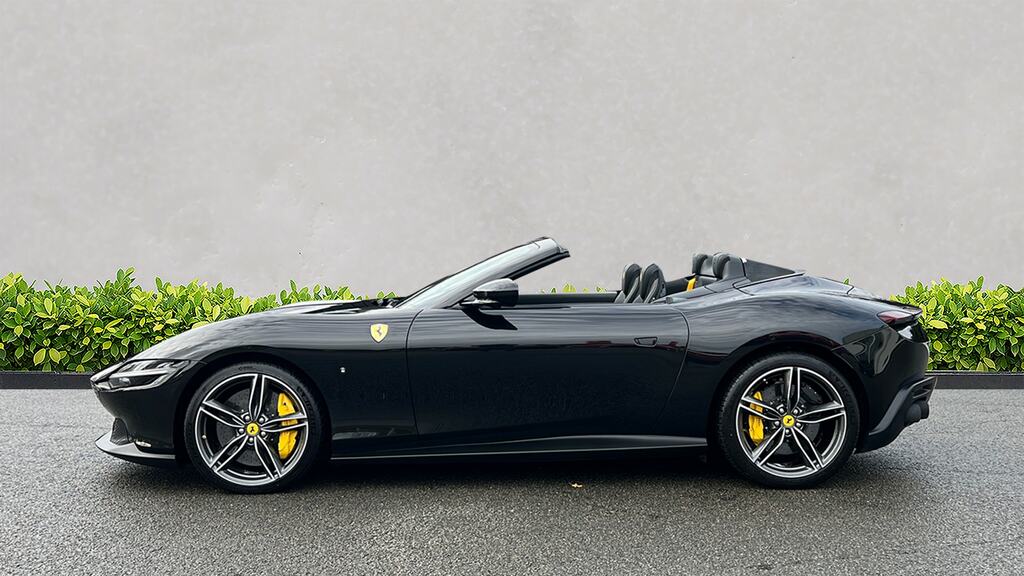 Ferrari Roma V8 Roma Spider SN74VYO Black #4