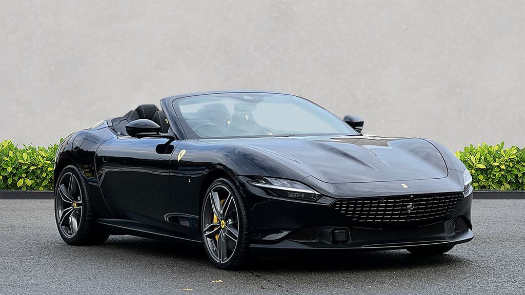 Ferrari Roma V8 Roma Spider Black
