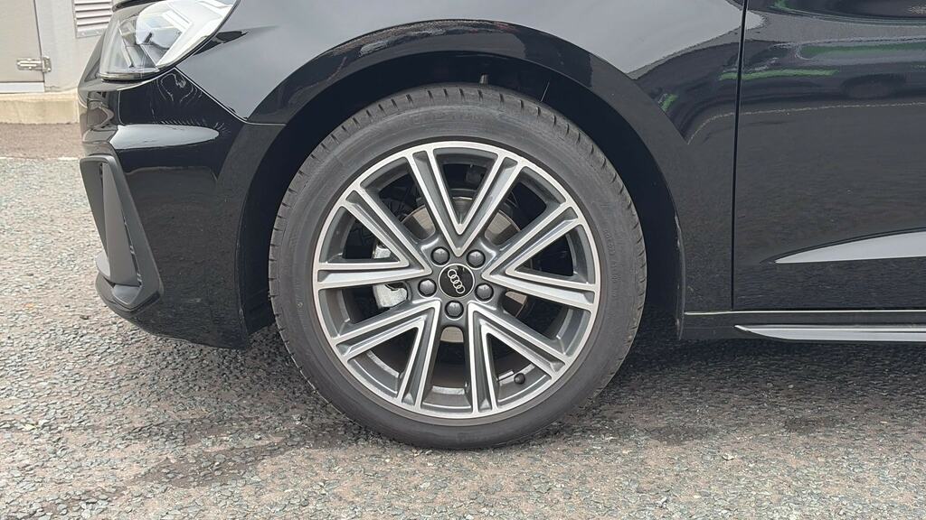 Audi A1 25 Tfsi S Line S Tronic Black #5