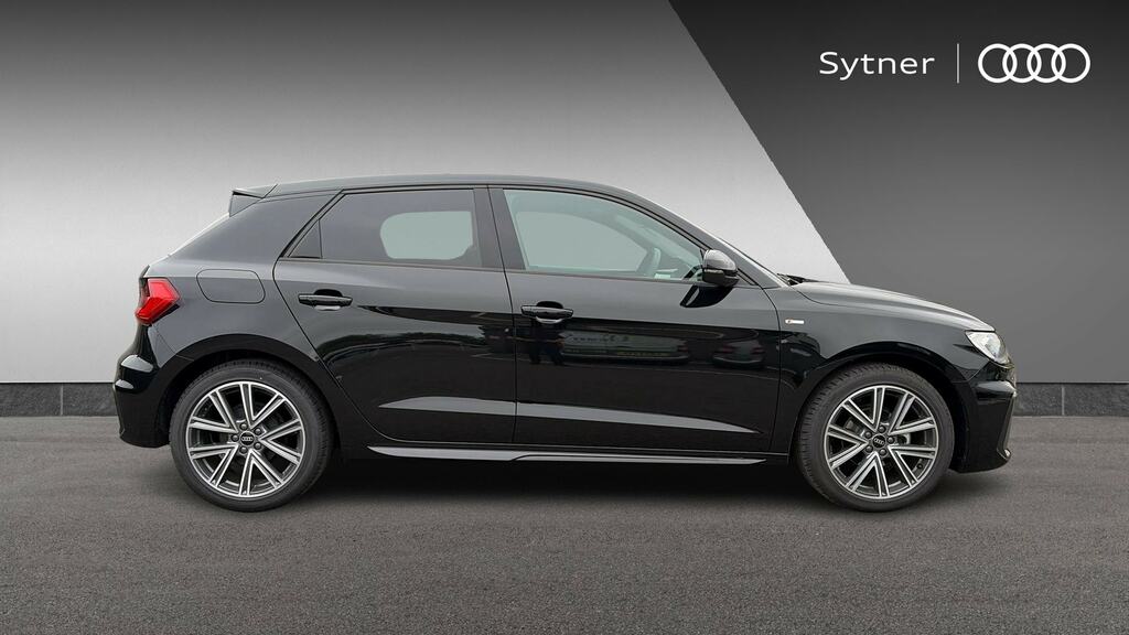 Audi A1 25 Tfsi S Line S Tronic Black #4