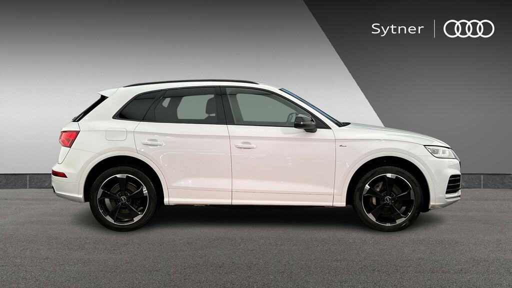 Audi Q5 50 Tfsi E Quattro Black Edition S Tronic White #4